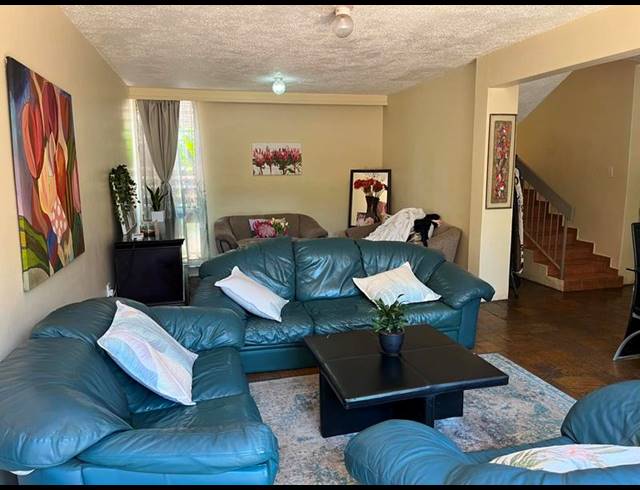 5 BEDROOM DUPLEX FOR SALE IN ARCADIA